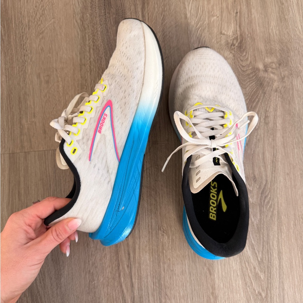 Brooks Running Hyperion